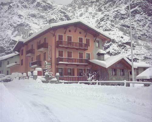 Hotel Beau Sejour Arvier Ngoại thất bức ảnh